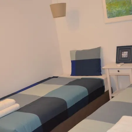 Flor De Lis - Alfama Apartment *